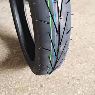 Black Rubber Round Motorcycle Tyre for Motorbike Qingdao Port Delivery within 25 Days