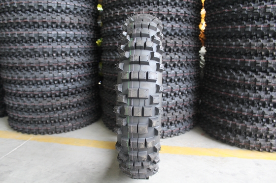 TL 6.8KG 140/80-18 140/80/18 140 80 18 Chinese Rubber Motorcycle Tire for Qingdao Port