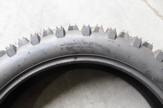 TL 6.8KG 140/80-18 140/80/18 140 80 18 Chinese Rubber Motorcycle Tire for Qingdao Port