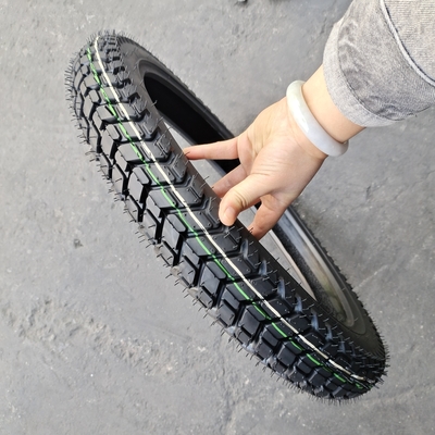 Heavy Duty Motorcycle Tyre 2.75-18 for 20000 KM Work Life Delivery Time Within 25 Days