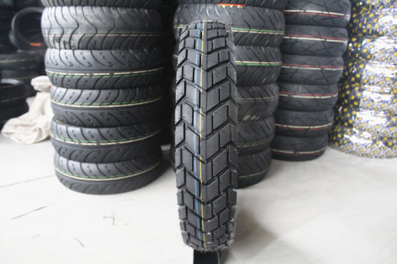 110/90-16 110/90-17 Motorcycle Tube and Tubeless Tyre Super with 35%-45% Rubber Content