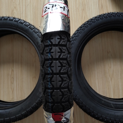 Qingdao Port Loading 17 Inch 275-17 Motorcycle Tyre and Tube with 20000 KM Work Life
