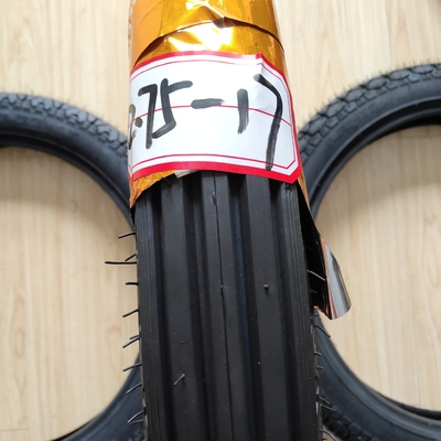 Durable 275-17 Motorcycle Tire with Work Life of 20000 KM and Tensile Strength of 10.5