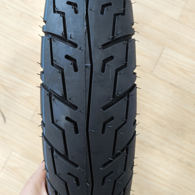 35%-55% Rubber Content Tire Casing Motorcycle Tubeless Tires 13090-18 Bicycle Tires