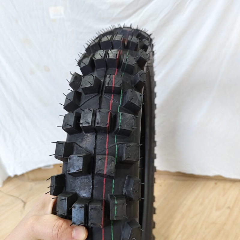 35%-55% Rubber Content Motorcycle Tire and Inner Tube in Qingdao with Loading Port