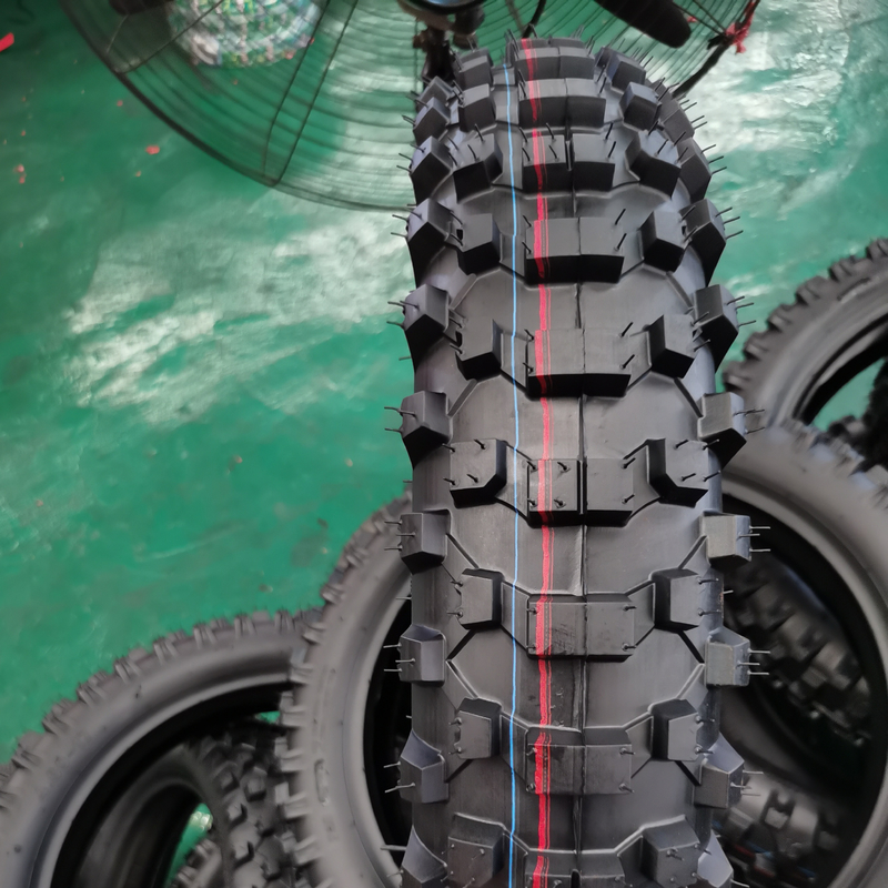 16 Inch Motorcycle Tires Deep Pattern Design for Long-Lasting Performance 3.2 KG