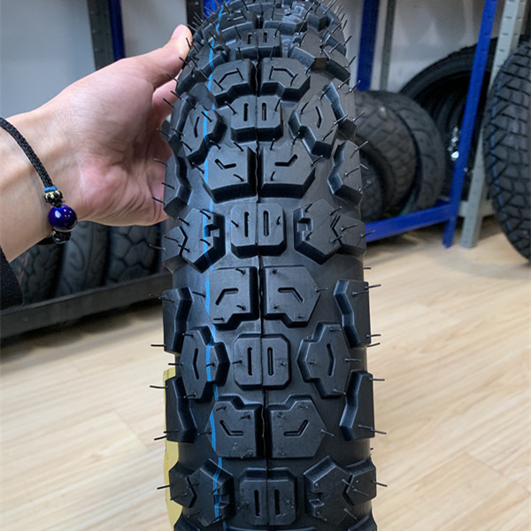 90/90/18 Motorcycle Tires with 10.5 Tensile Strength Delivery Within 25 Days