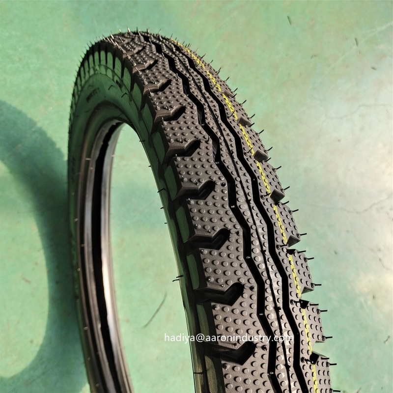 Loading Port Qingdao Port 3.00-17 30017 300.17 300X17 Motorcycle Tubeless Tire for JAWA 250