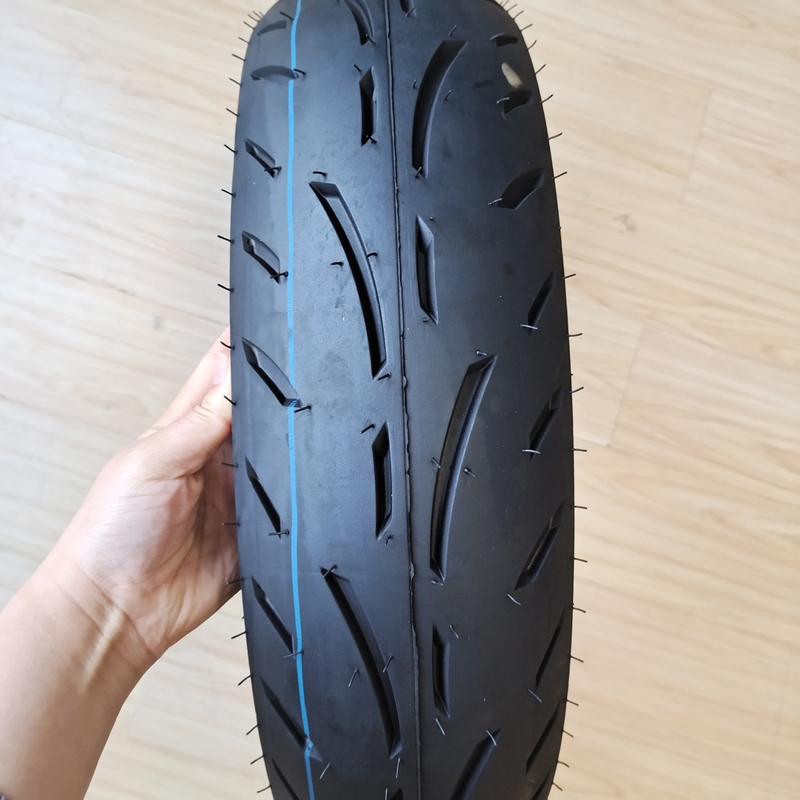 35%-55% Rubber Content Tire Casing 130/70-17 Motorcycle Tire for and Durable Tires
