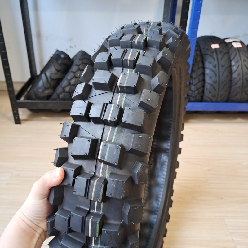 Motorcycle Tyre 110/90-18 8PR for Venezuela Market Black Rubber Content 35%-55% Durable