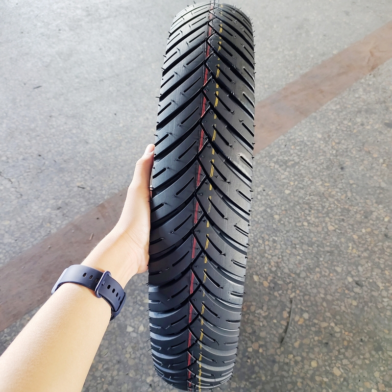 110/90-17 Motorcycle Tire with Tensile Strength 10.5 and Durable Tire Casing