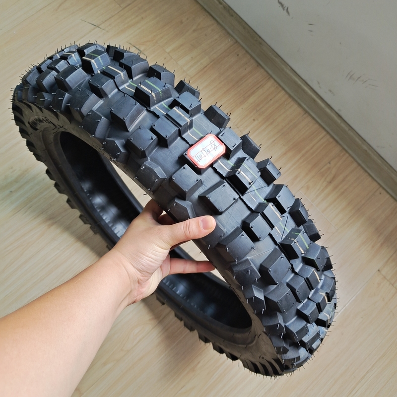 OEM 4.10-18 110/100-18 Motorcycle Tire Wheels in with 35% Rubber Content