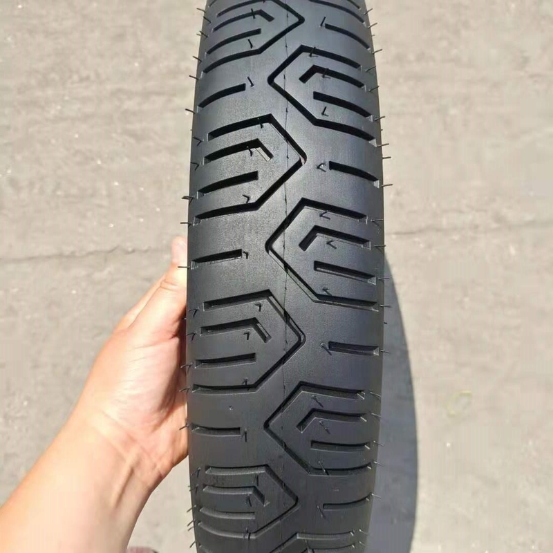 Deep Design 90/90-16 Peneu Sem Camera for Chinese Motorcycle Tire in African Market