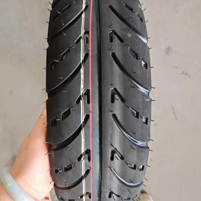 Super Rubber Motorcycle Tires 140/70 17 Motorbike with Loading Port Qingdao Port