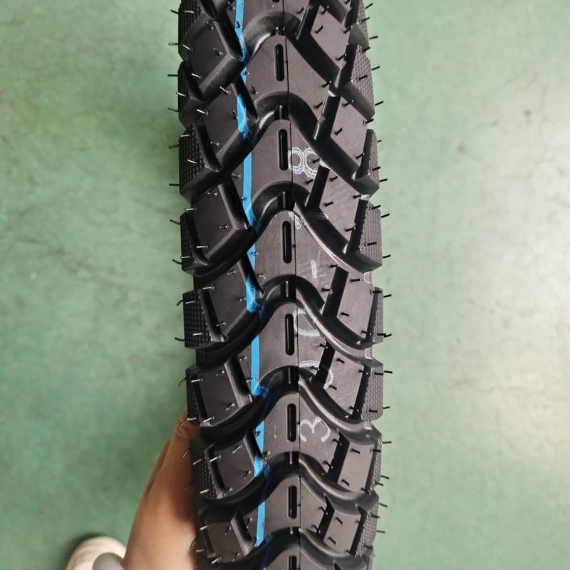 High Tensile Strength 3.00-18 Racing Street Motorcycle Tire and Tube Deep Pattern Design