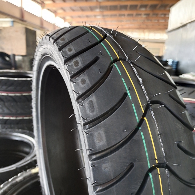 280kpa Air Pressure 6PR/8PR Scooter Tyre 130/60/10 130/60/13 Tubeless Motorcycle Tire