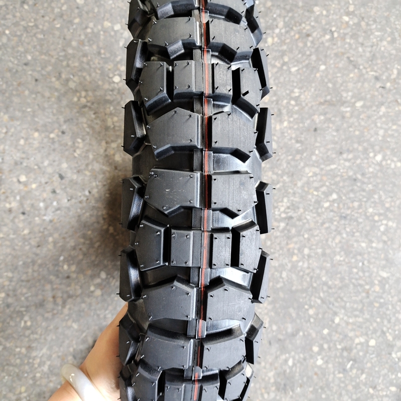 Qingdao Port Manufactured 120/90-18 Motorcycle Tyre Tire for Straight-line Stability