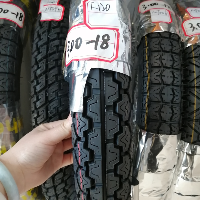 300 18 Motorcycle Tires with 35%-55% Rubber Content and 10.5 Tensile Strength